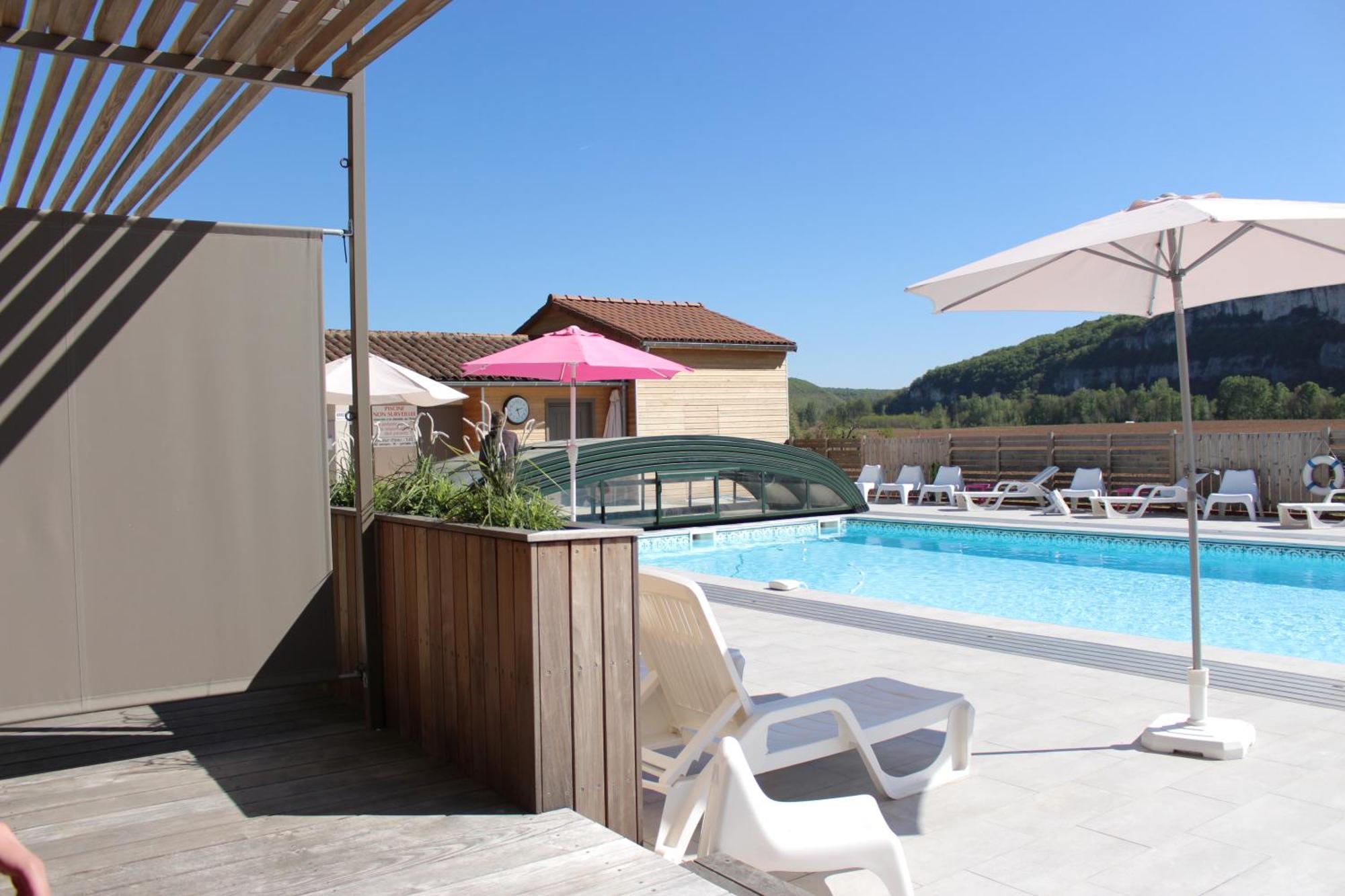 Hotel Les Gabarres Tour-de-Faure Екстер'єр фото