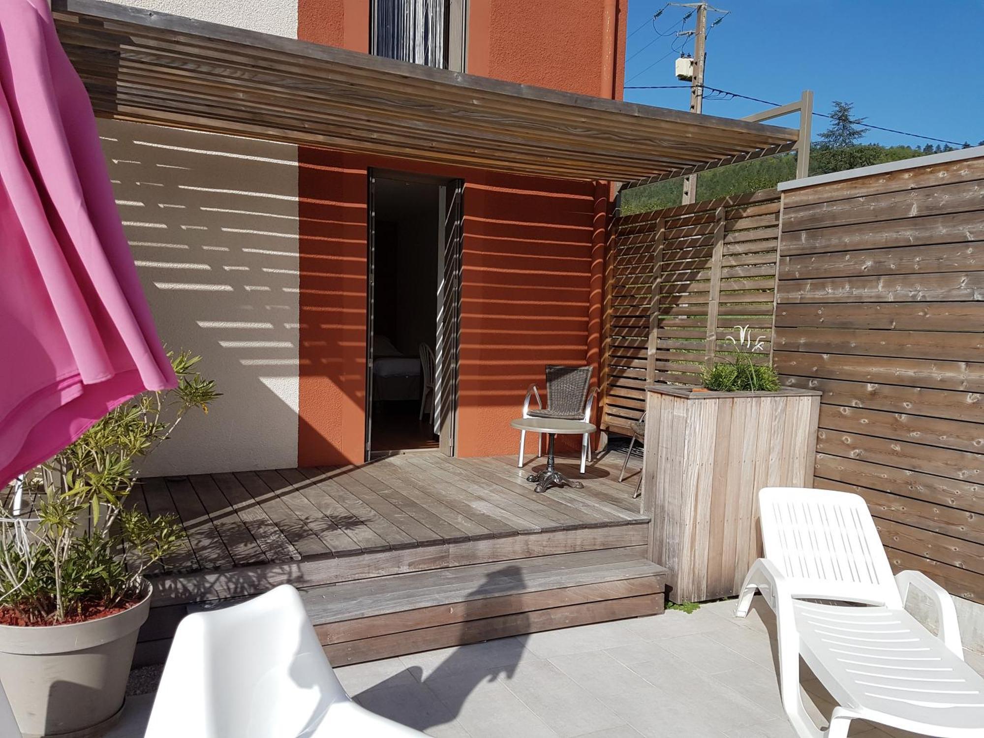 Hotel Les Gabarres Tour-de-Faure Номер фото