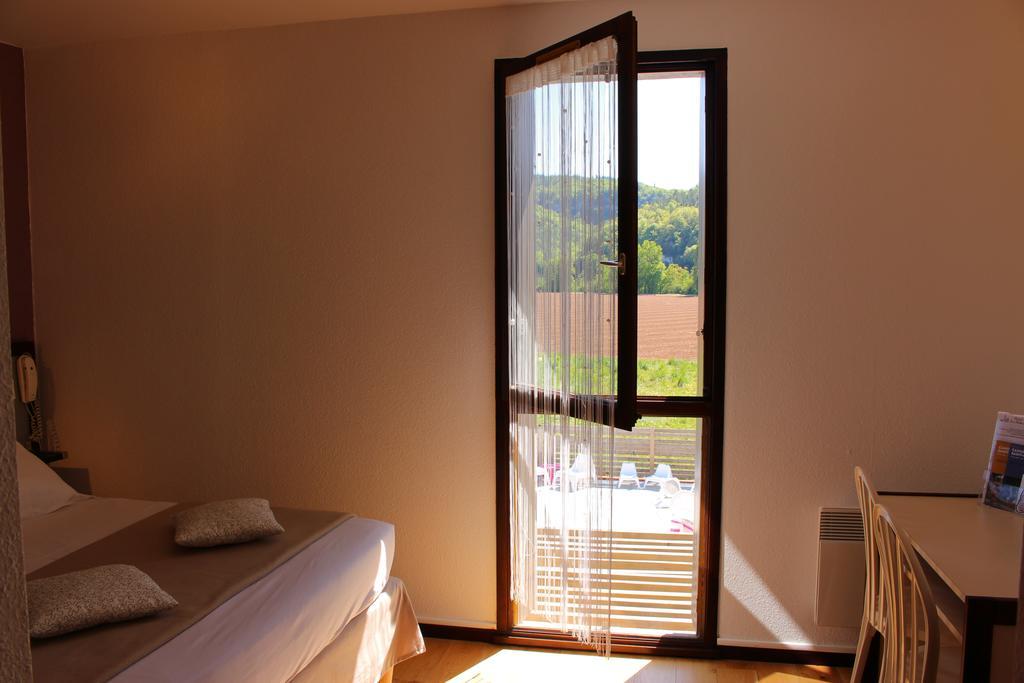 Hotel Les Gabarres Tour-de-Faure Екстер'єр фото